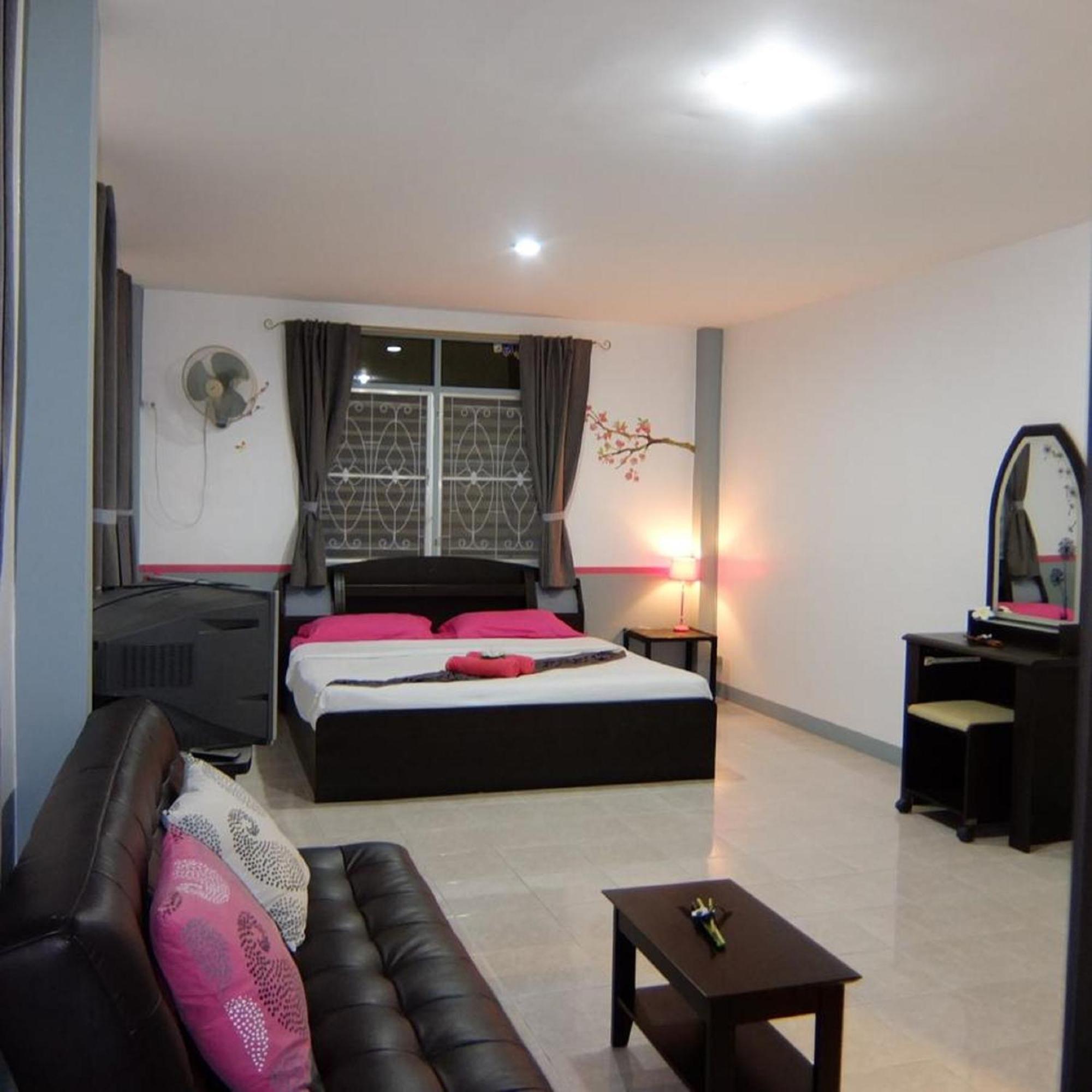 สิมิลัน Hotel หาดบางเทา ห้อง รูปภาพ