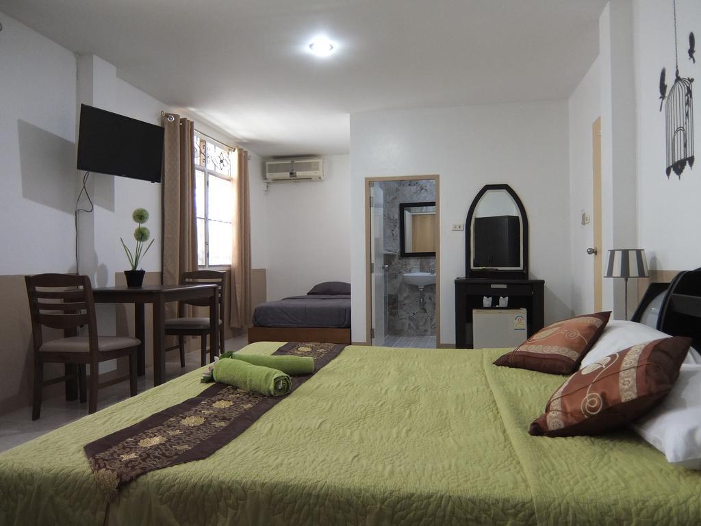 สิมิลัน Hotel หาดบางเทา ภายนอก รูปภาพ