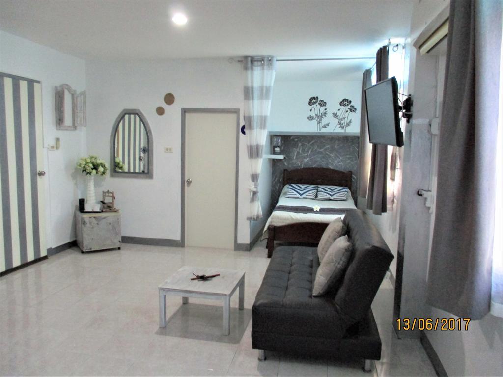 สิมิลัน Hotel หาดบางเทา ภายนอก รูปภาพ